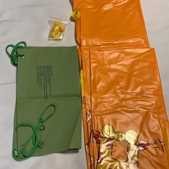 Coodoo Splash pad inflatable sprinkler for kids.  NEW - Picture 2 of 6